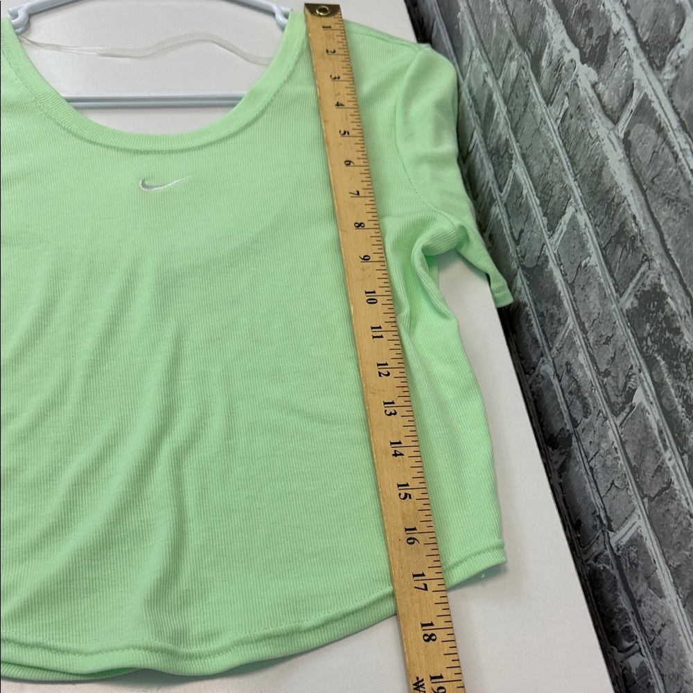 Nike Women's Lime Green Crop Top - Picture 5 of 8